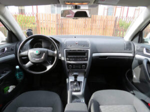  Комплектации Шкода Октавия A5 салон