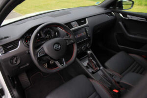 Шкода Октавия А7 салон