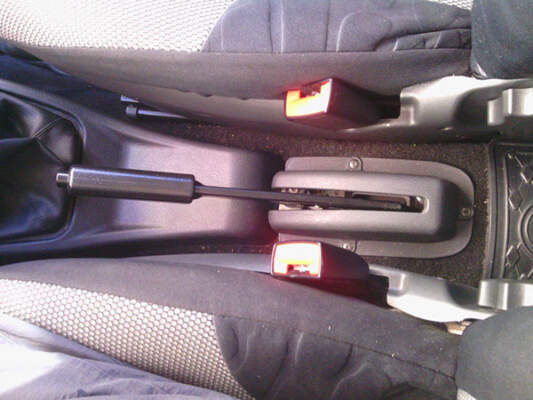 Как отрегулировать ручник на Калине