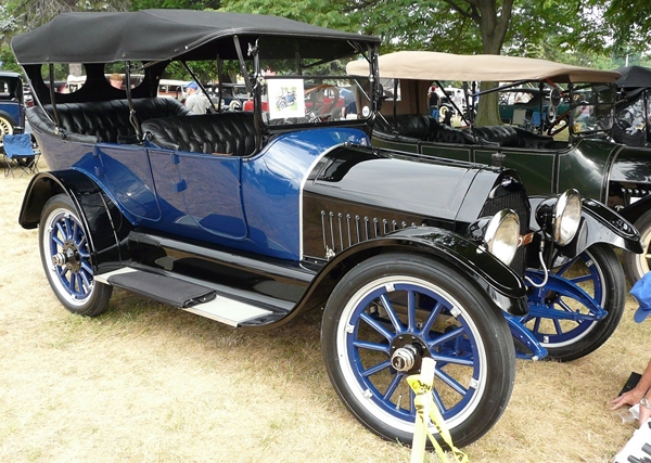  Chevrolet Classic Six