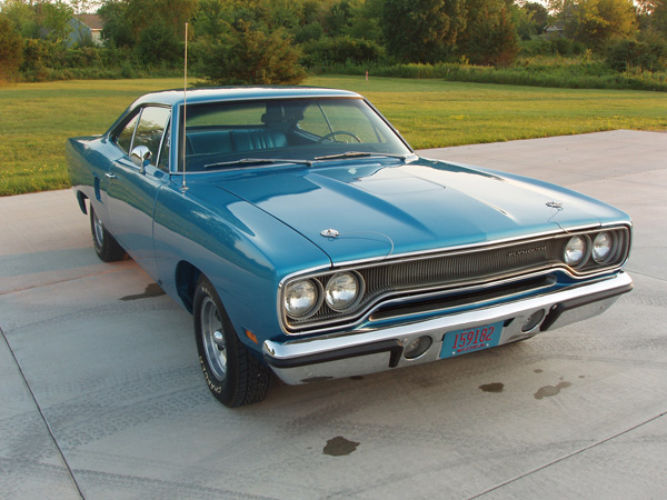 plymouth road runner