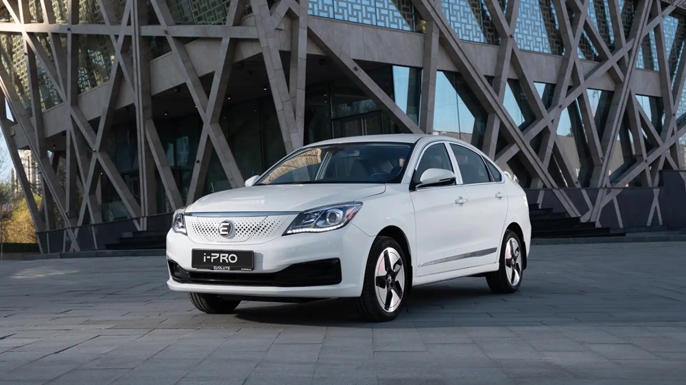 Авто до 1,5 млн рублей в 2025 году: что лучше — новый или с пробегом?