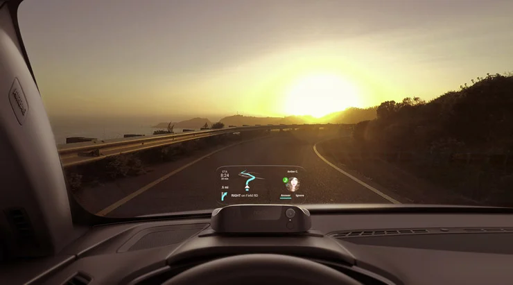 Обзор лучших автомобильных HUD-дисплеев: стоит ли покупать?