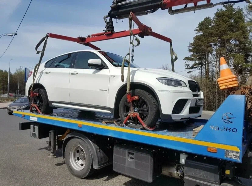 Эвакуация/буксировка EV: HV‑loop, режим транспортировки, риски