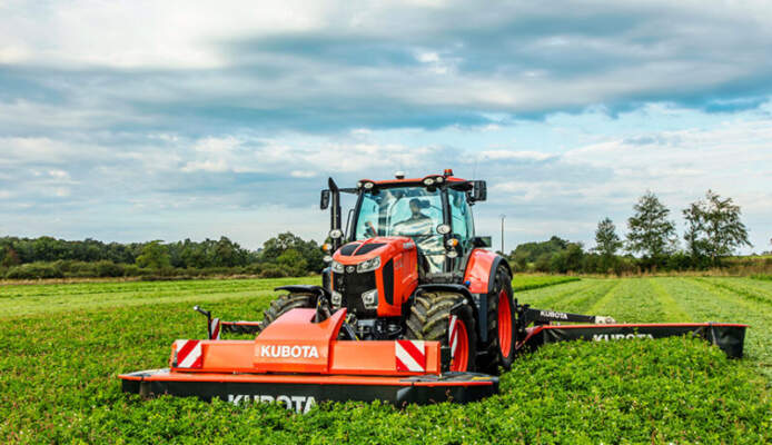 Автономные тракторы: опыт фермеров