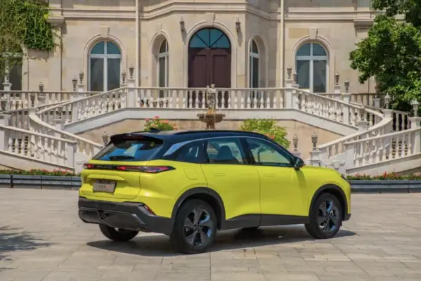 Кроссоверы до 2,5 млн ₽ с базовым ADAS: что реально купить в 2025