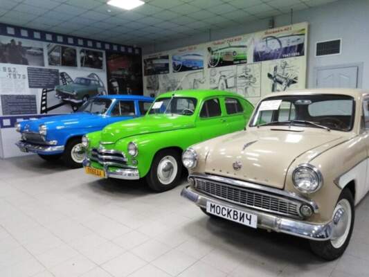 Музеи ретро-автомобилей в регионах России: куда ехать, что смотреть и как планировать поездку