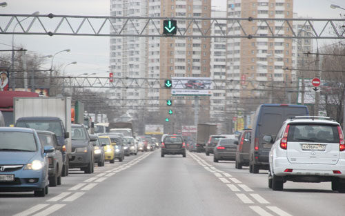 Реверсивная полоса: правила, знаки, типичные ошибки и реальные «кейсы с камер»